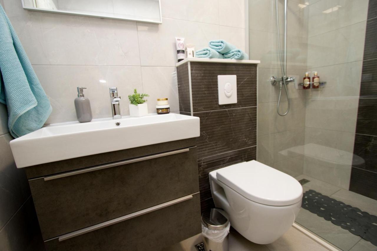 Apartment Toni Makarska Bagian luar foto